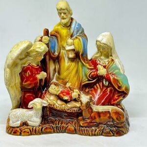 VINTAGE Holy Night Porcelain‎ Nativity One Piece Mint New in Box